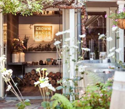 Crown   Range  Lounge