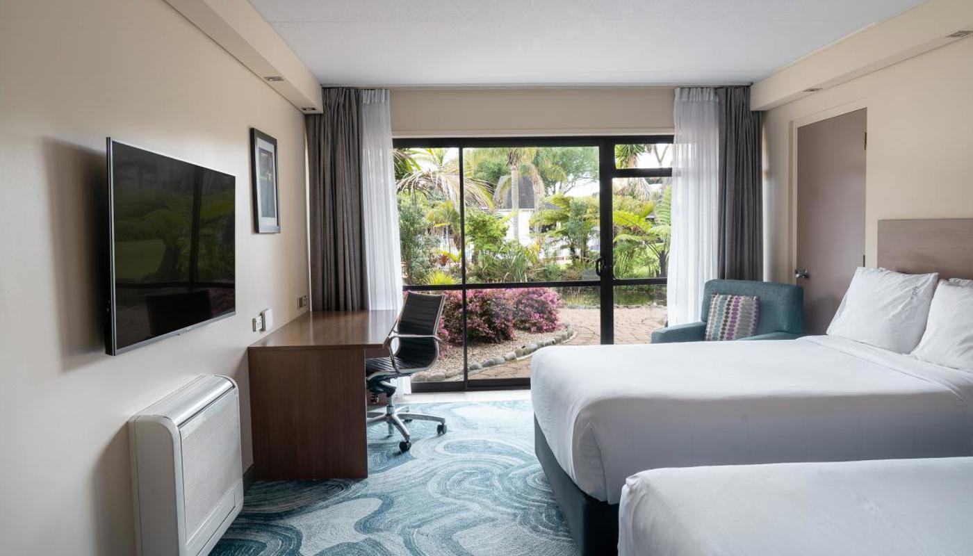 Spacious King Room with Garden View and Comfort